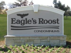 Sign for Eagle's Roost Condominiums